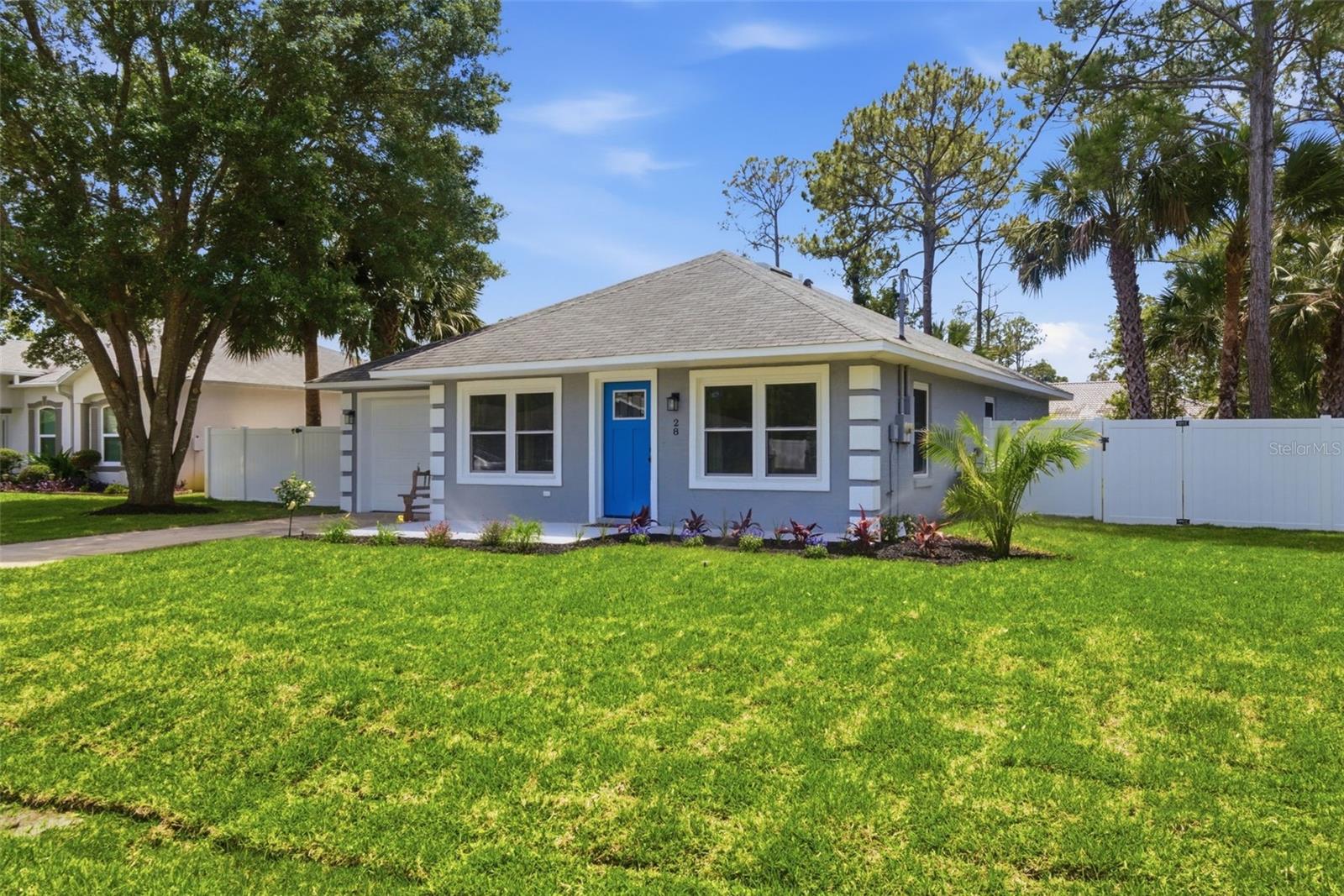 28 PINE CROFT LN