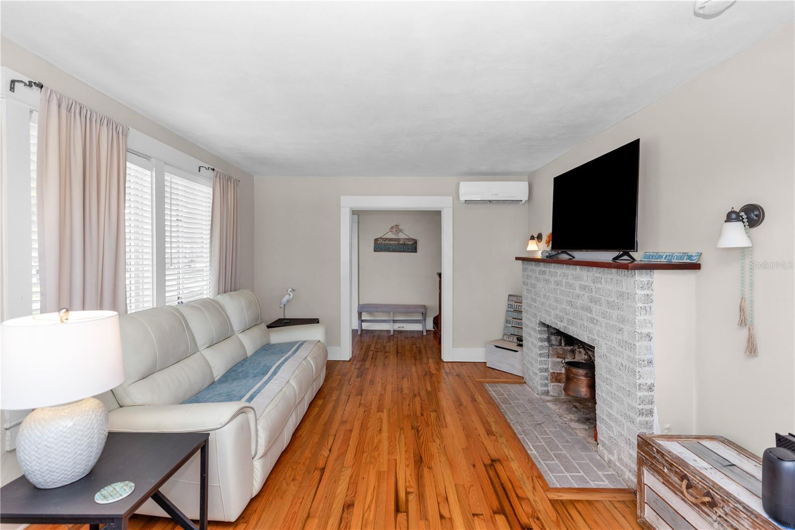 101 FLEMING AVE
