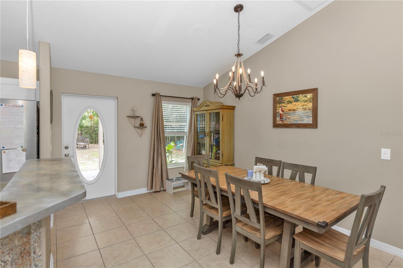 2111 E PARKTON DR