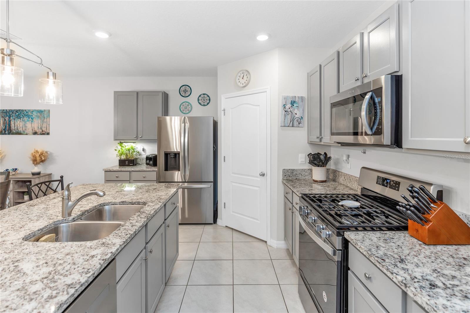 839 LAZIO CIR
