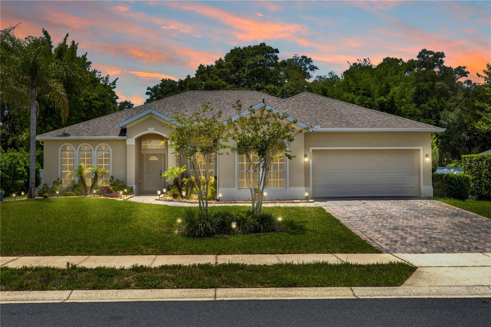 308 CRYSTAL POND AVE