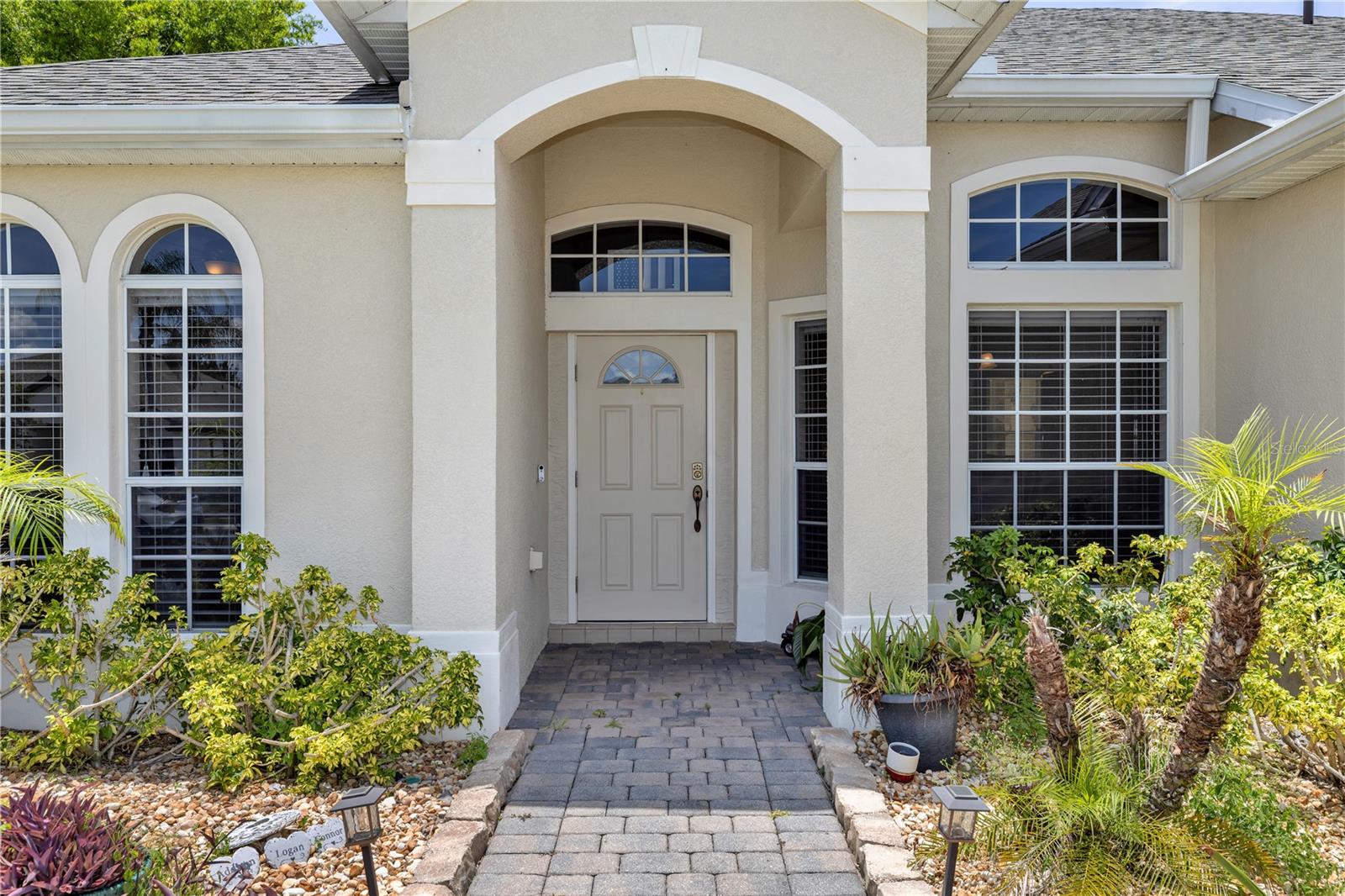 308 CRYSTAL POND AVE