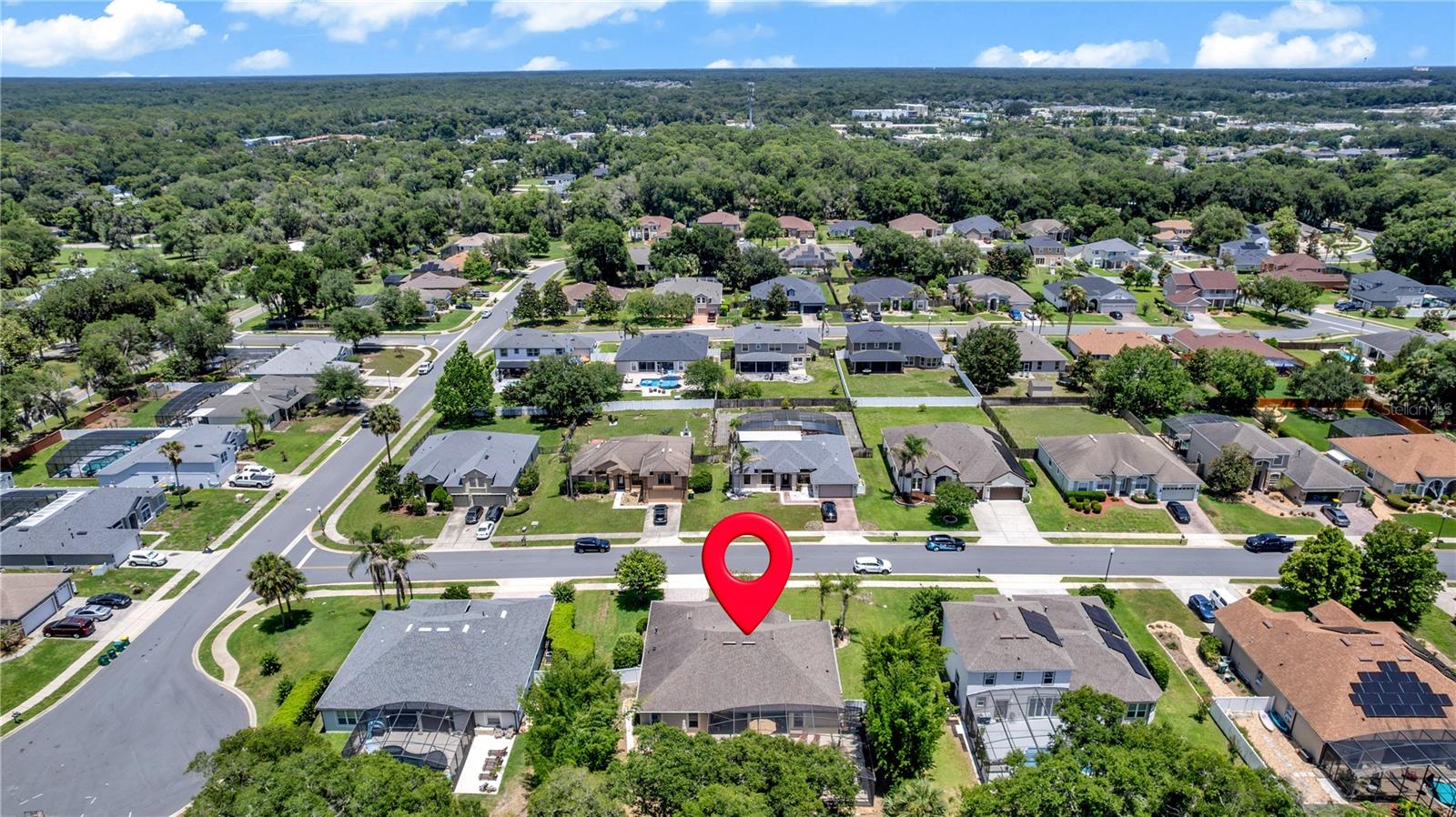 308 CRYSTAL POND AVE