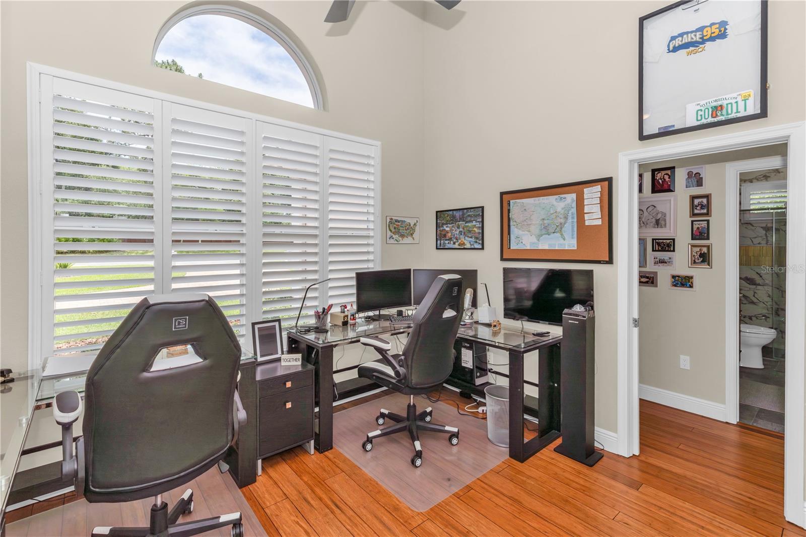 236 EAGLE ESTATES DR