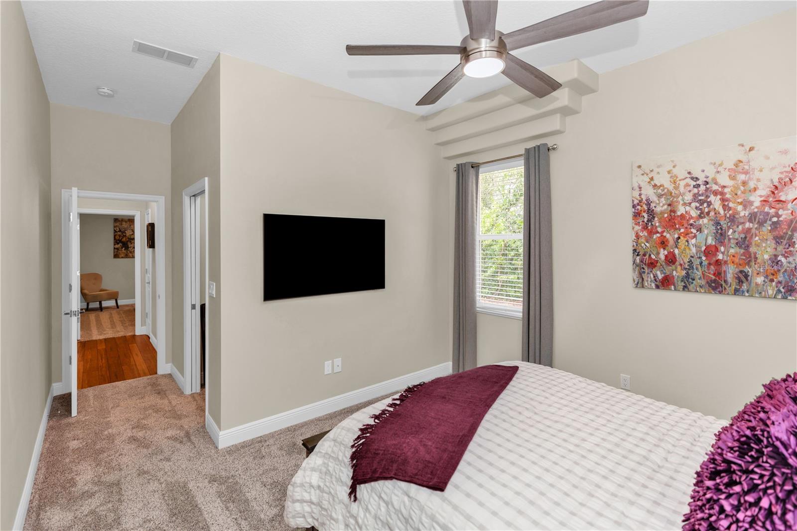 236 EAGLE ESTATES DR