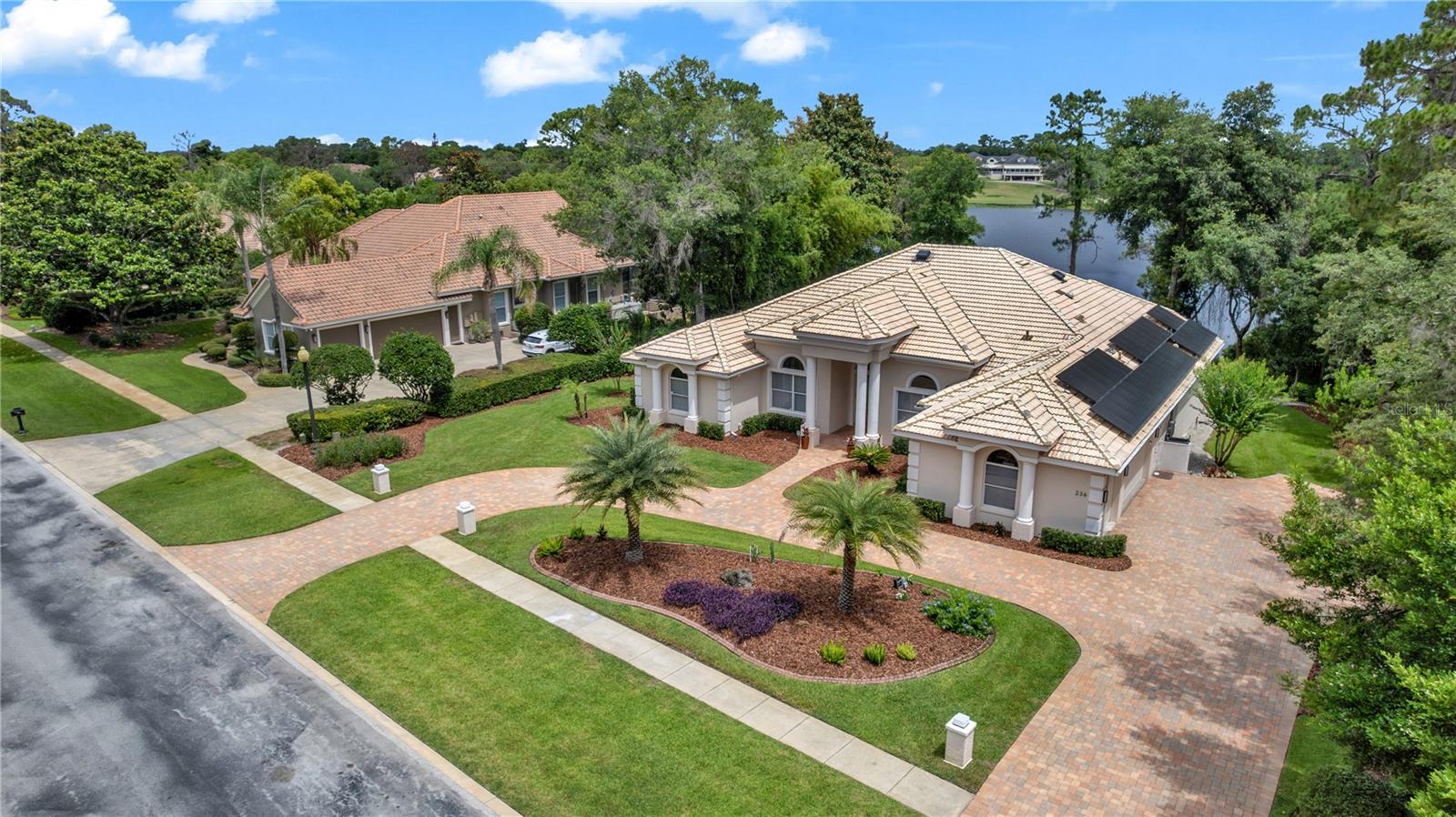 236 EAGLE ESTATES DR