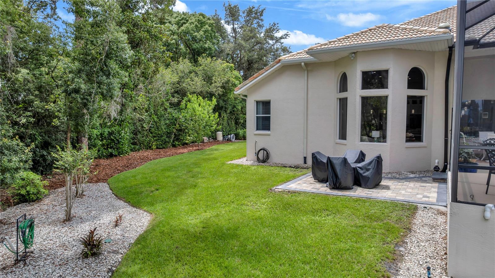 236 EAGLE ESTATES DR