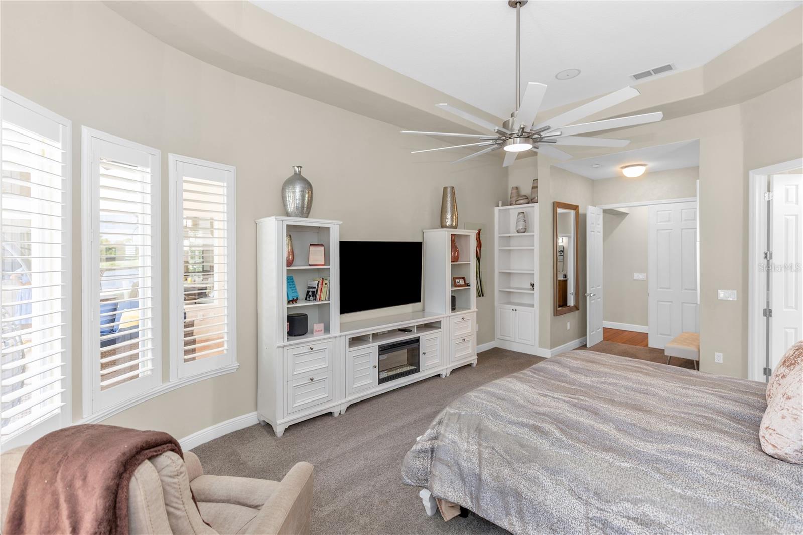 236 EAGLE ESTATES DR