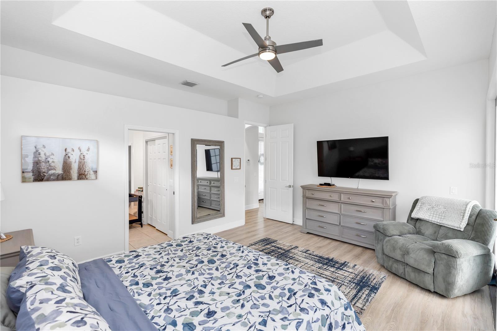 163 HICKORY STICK CT