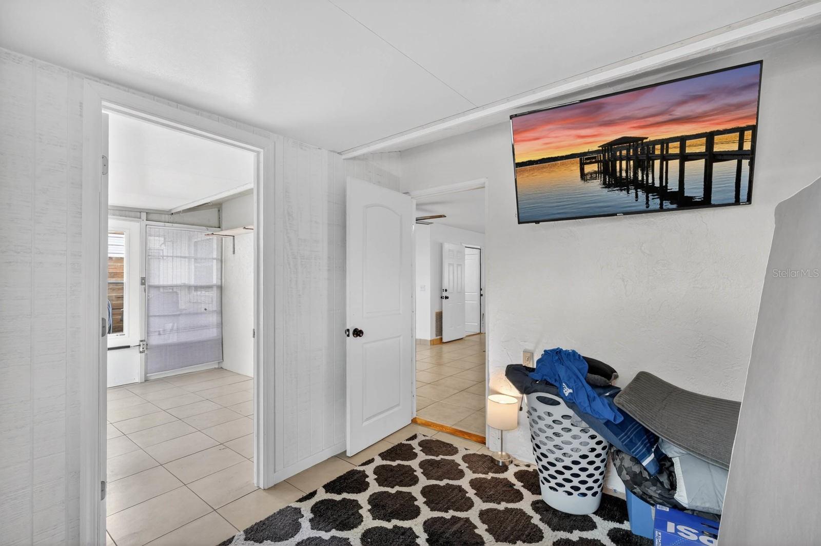 1803 EVERGREEN DR