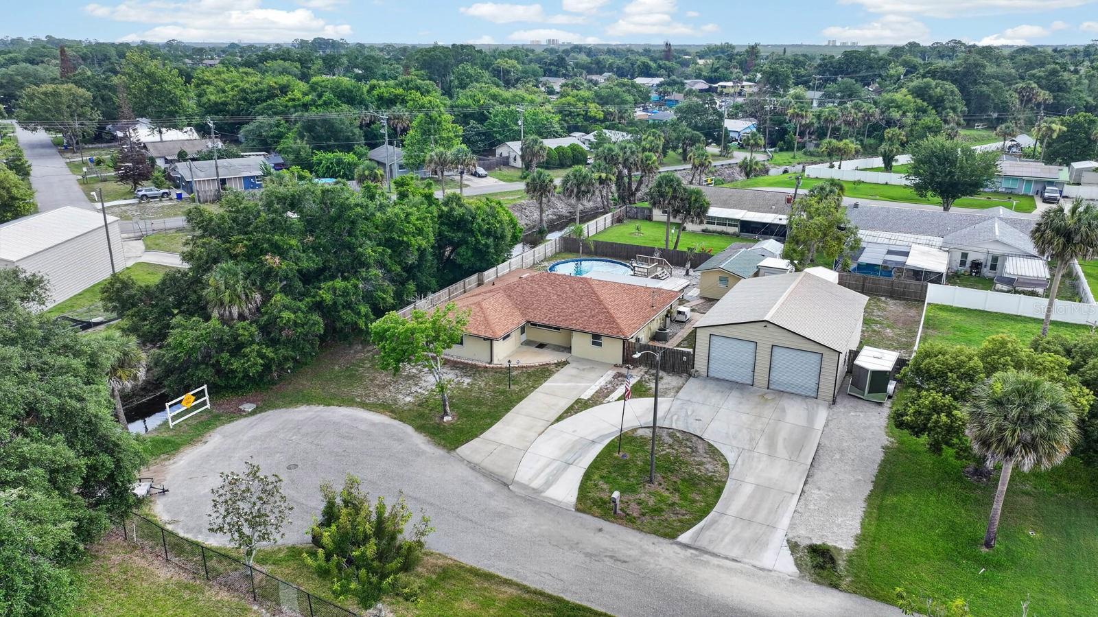 1803 EVERGREEN DR