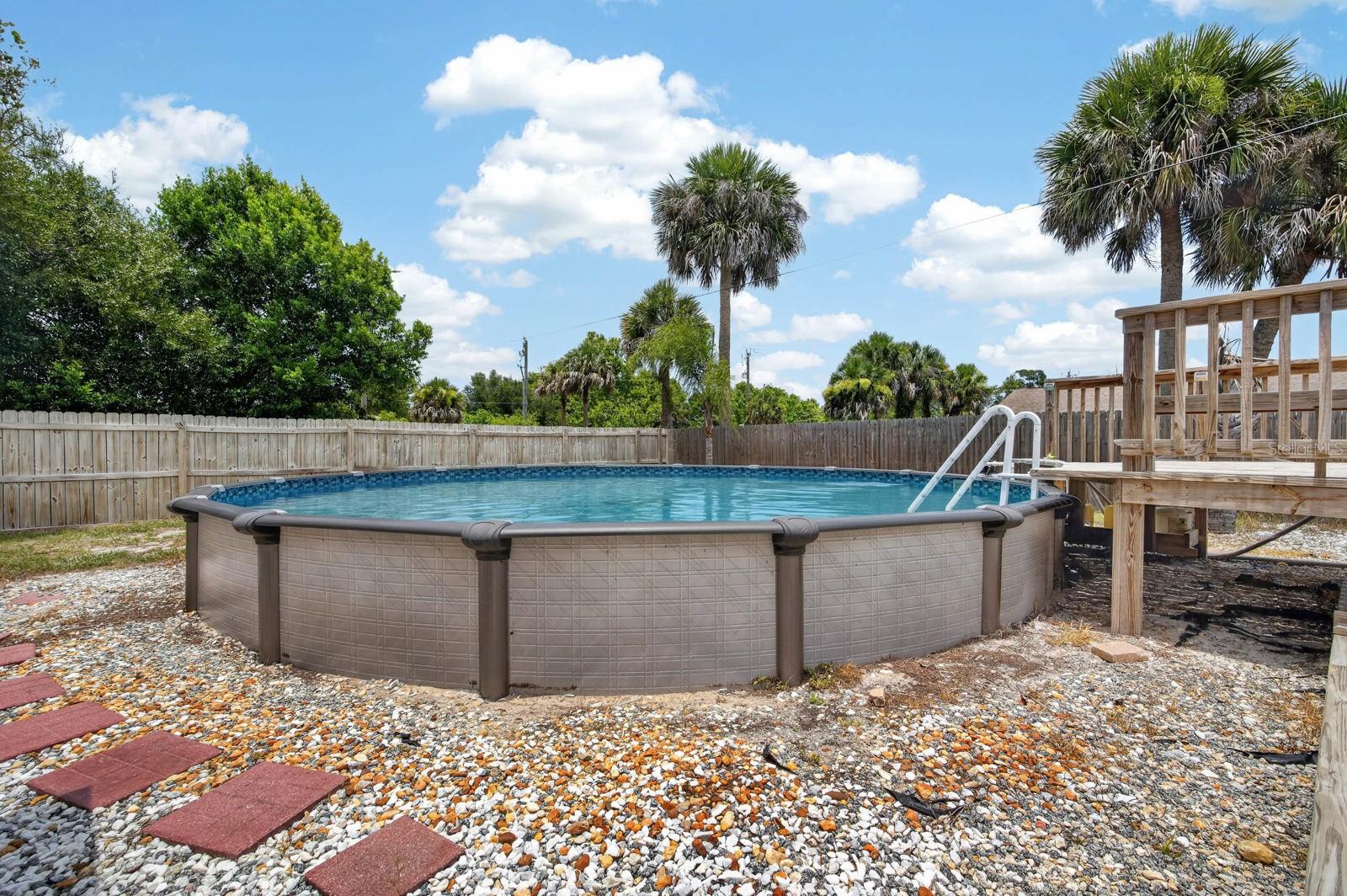 1803 EVERGREEN DR