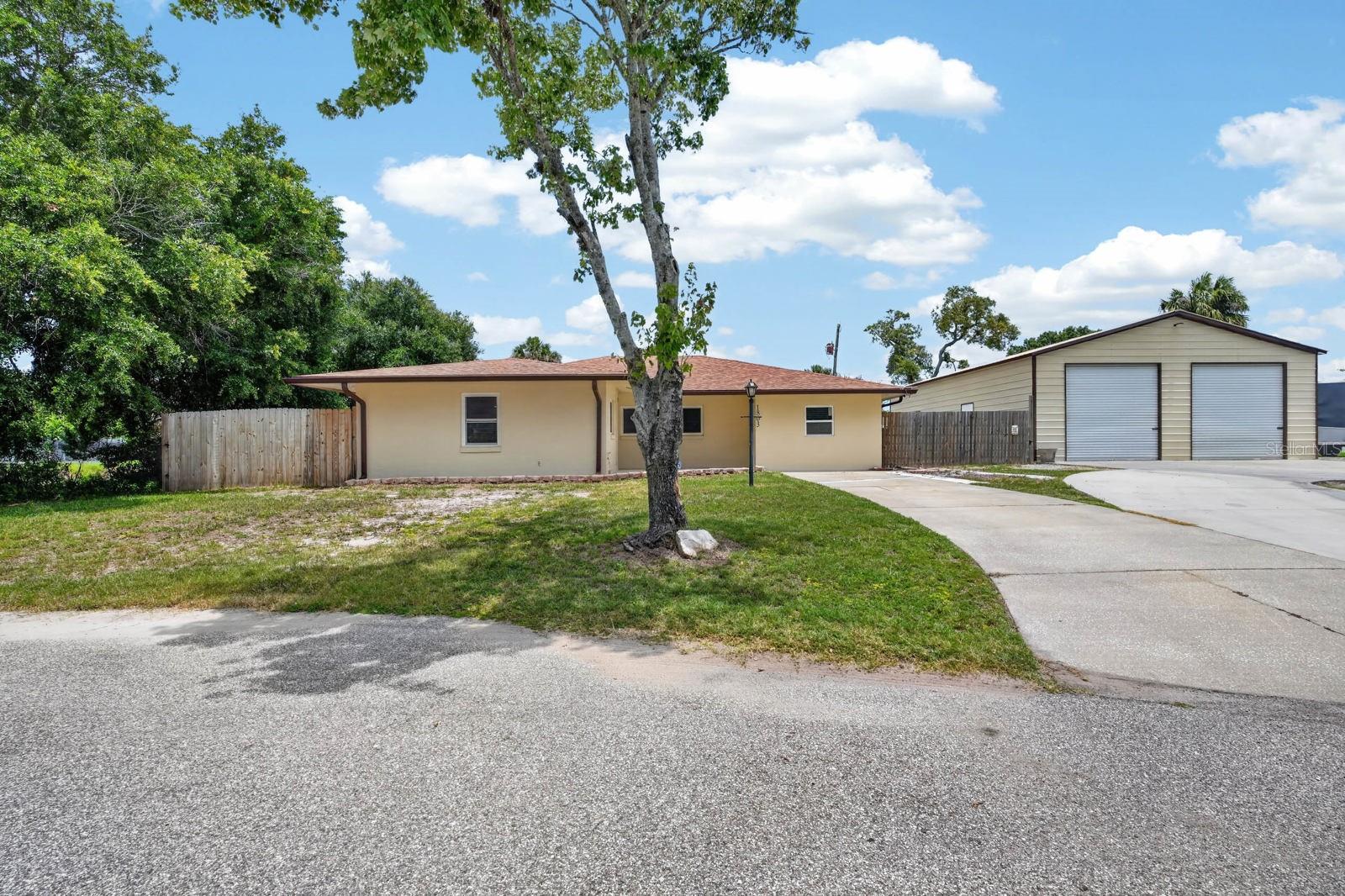 1803 EVERGREEN DR