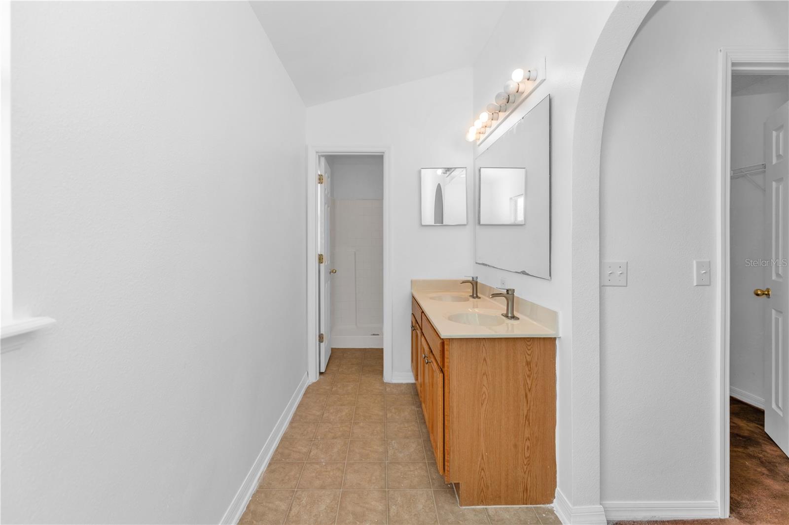 145 HARTWOOD ST