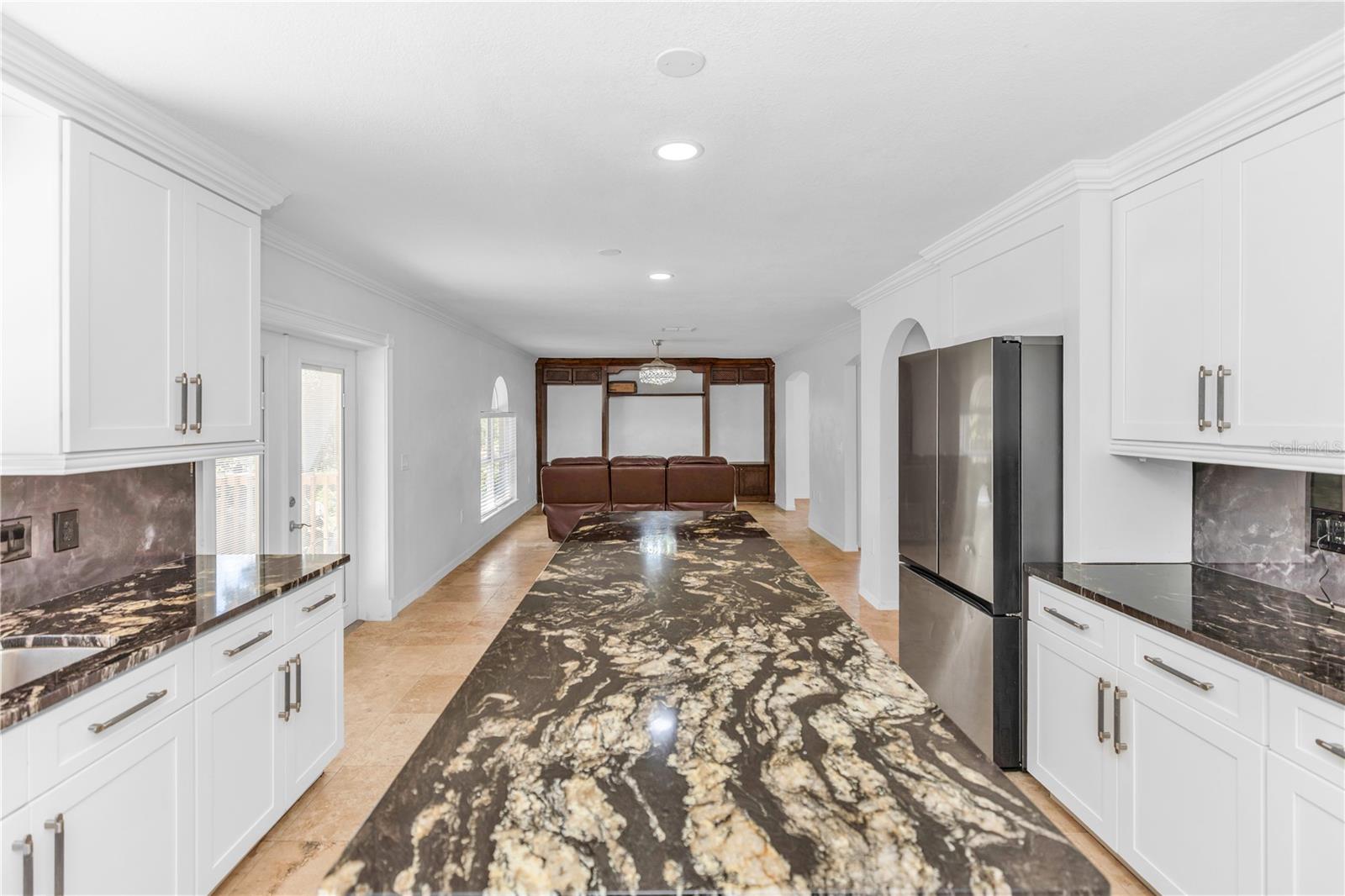 145 HARTWOOD ST