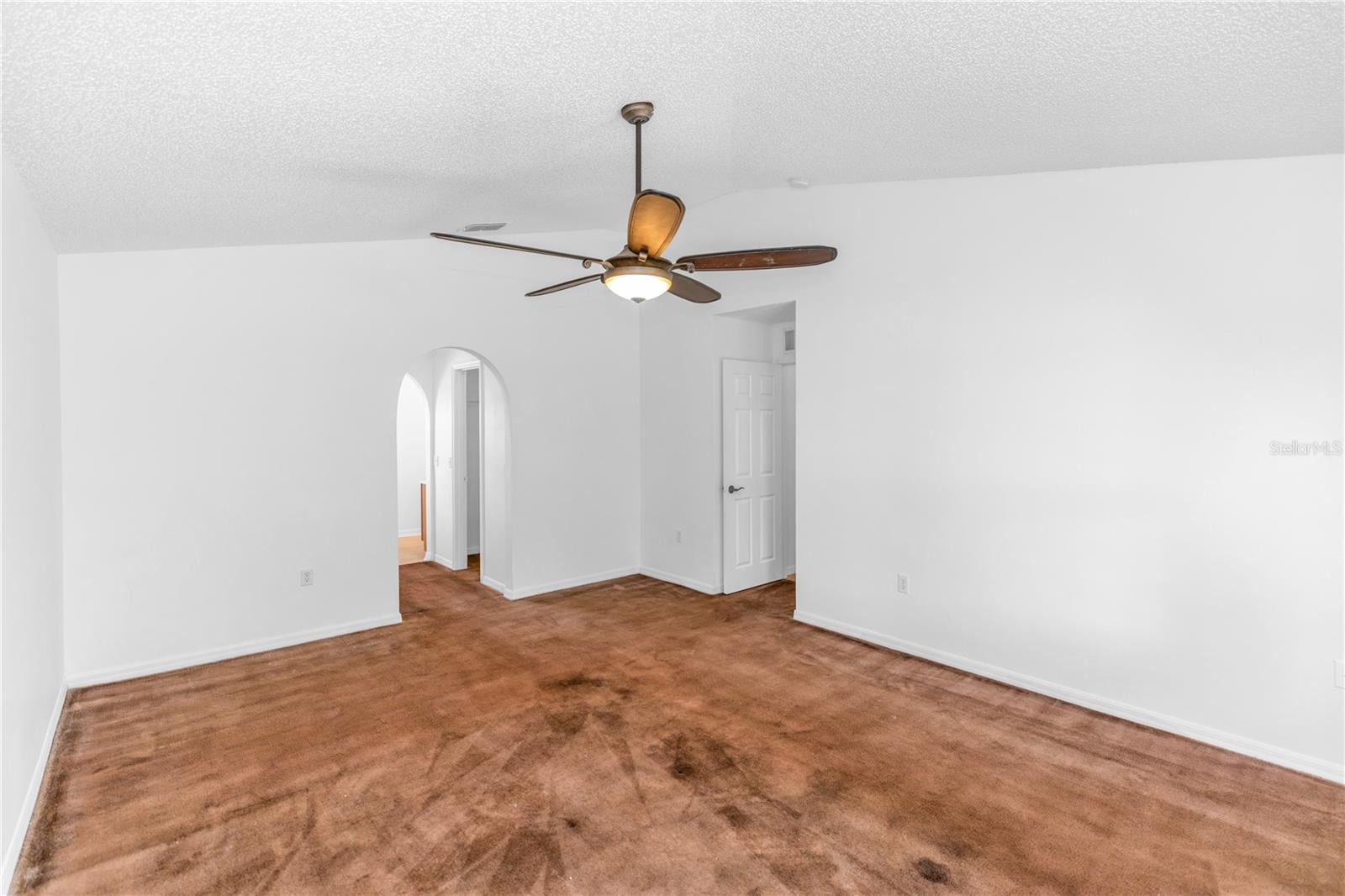 145 HARTWOOD ST