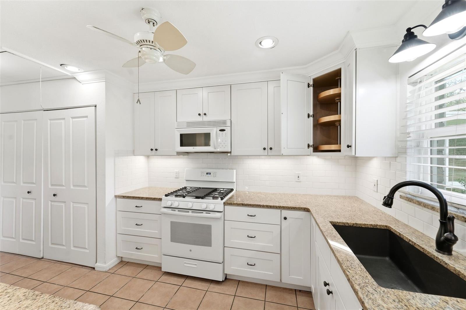 820 S HILL AVE #40