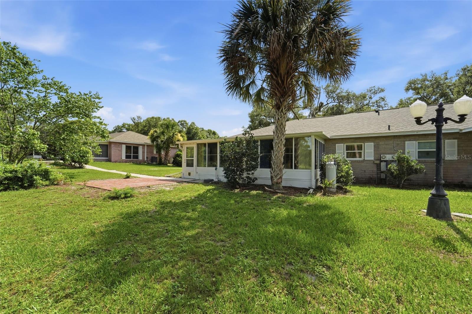820 S HILL AVE #40