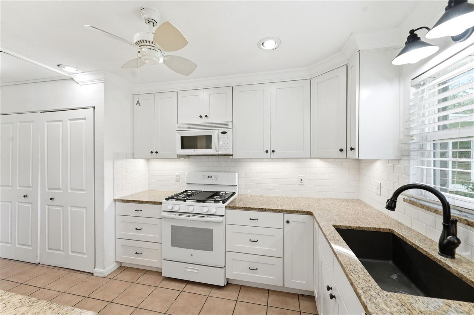 820 S HILL AVE #40