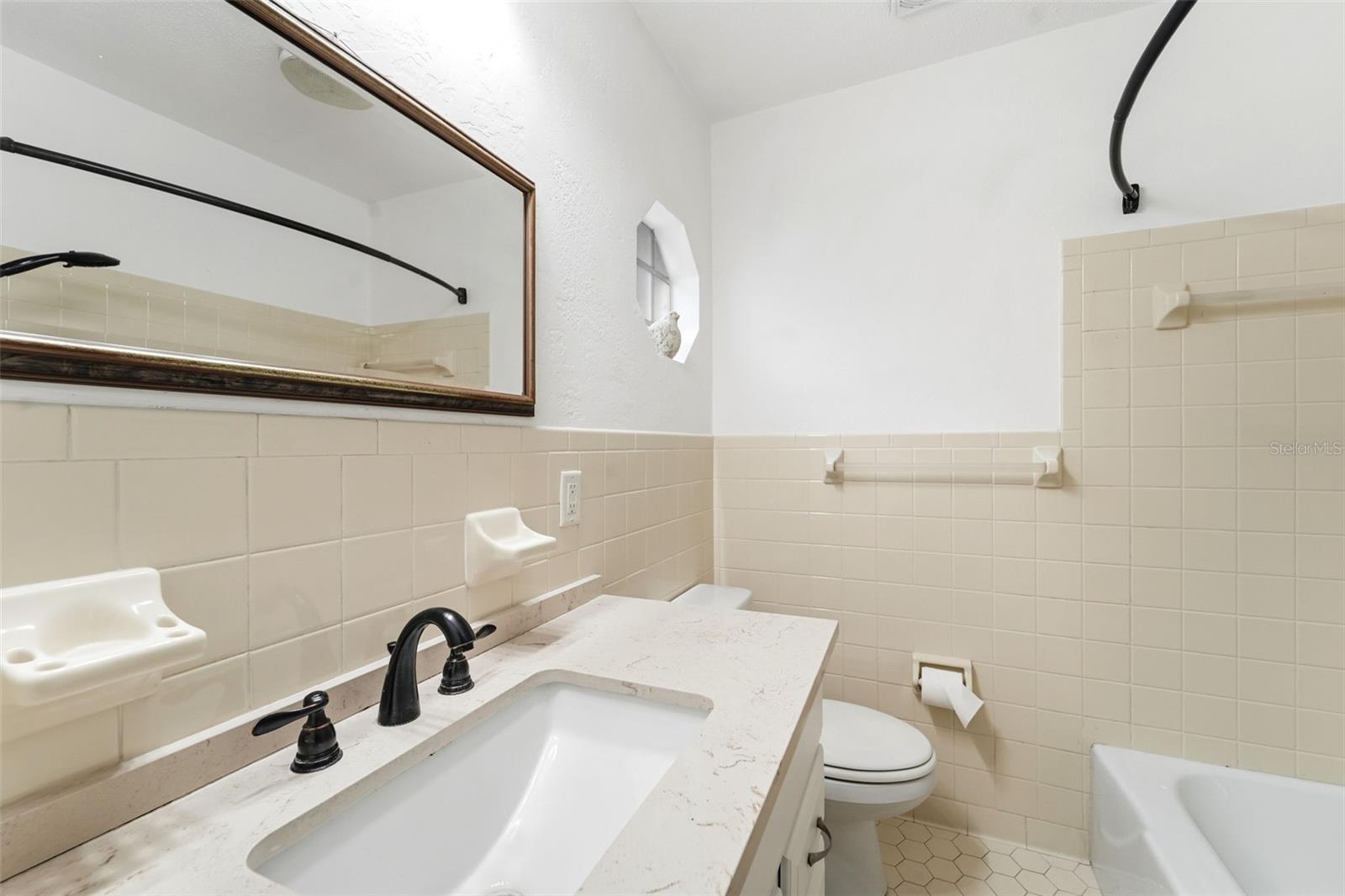820 S HILL AVE #40