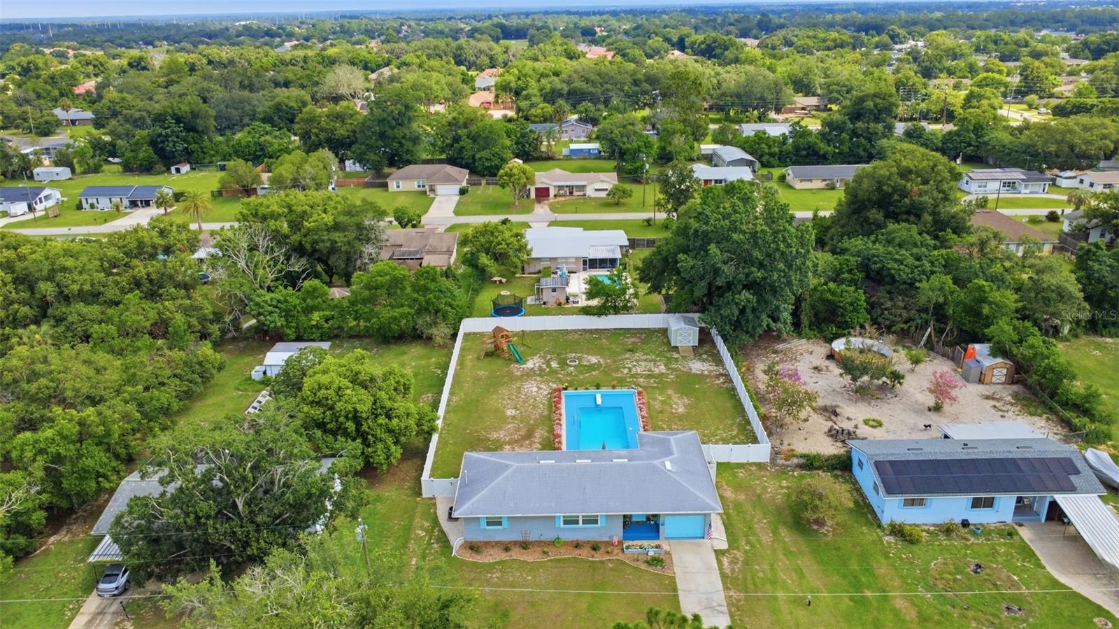 54 MAGNOLIA DR