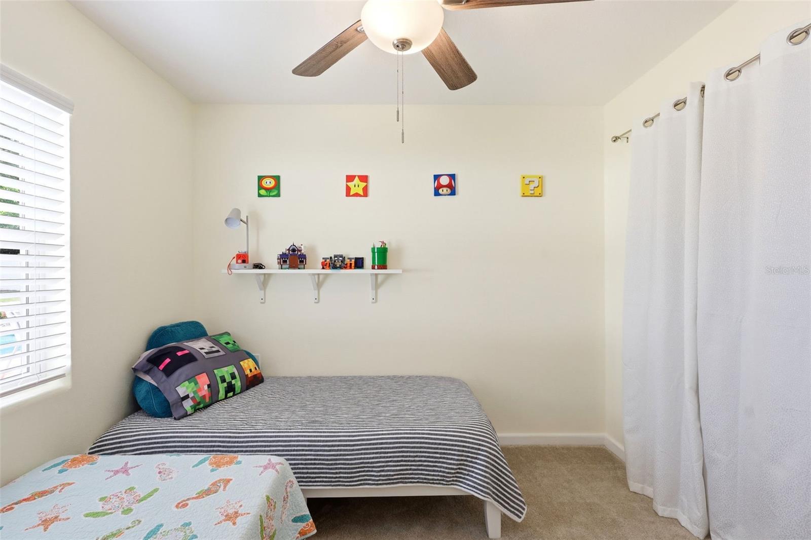 54 MAGNOLIA DR