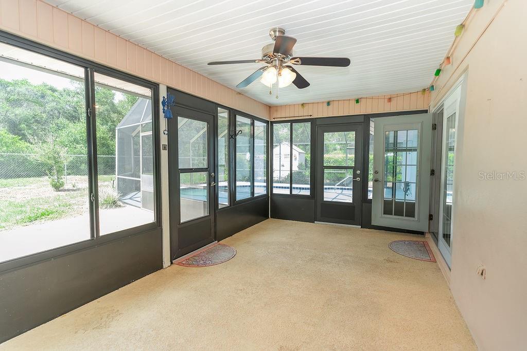 35 ROSEDOWN BLVD