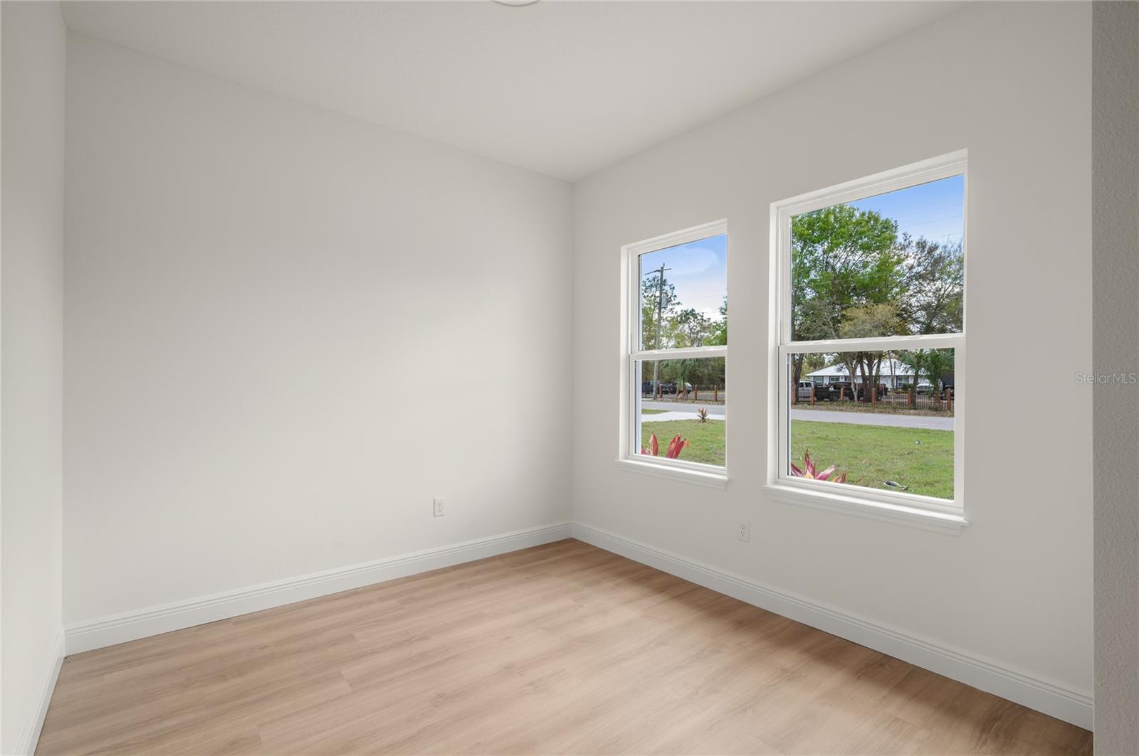 132 11TH AVE