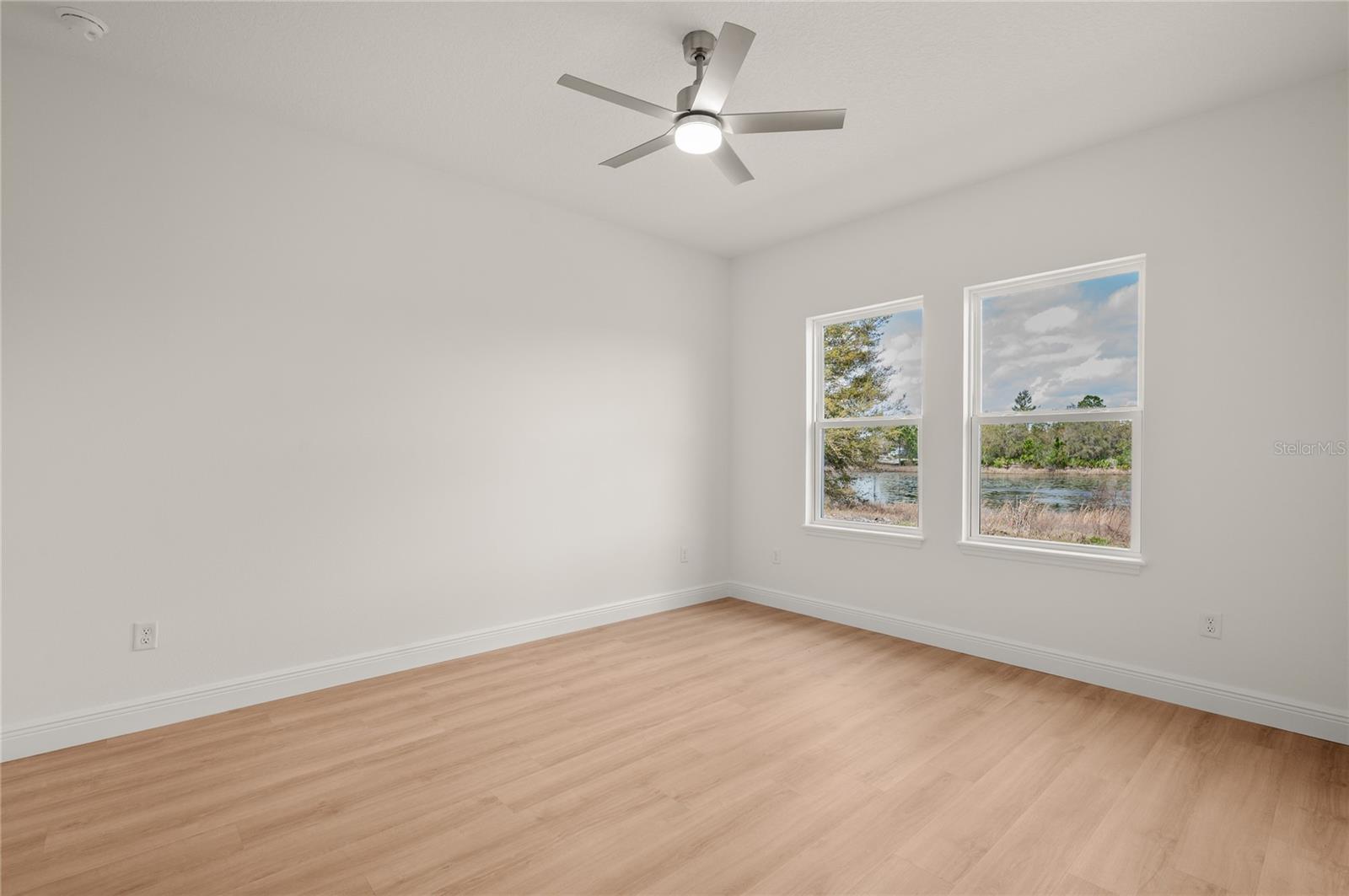 132 11TH AVE