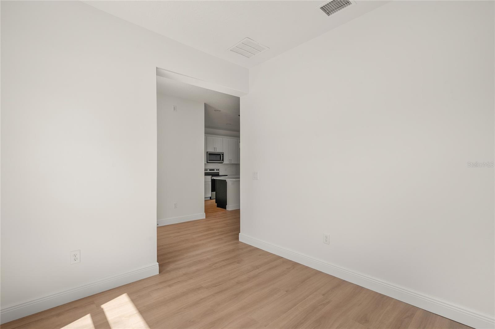 132 11TH AVE