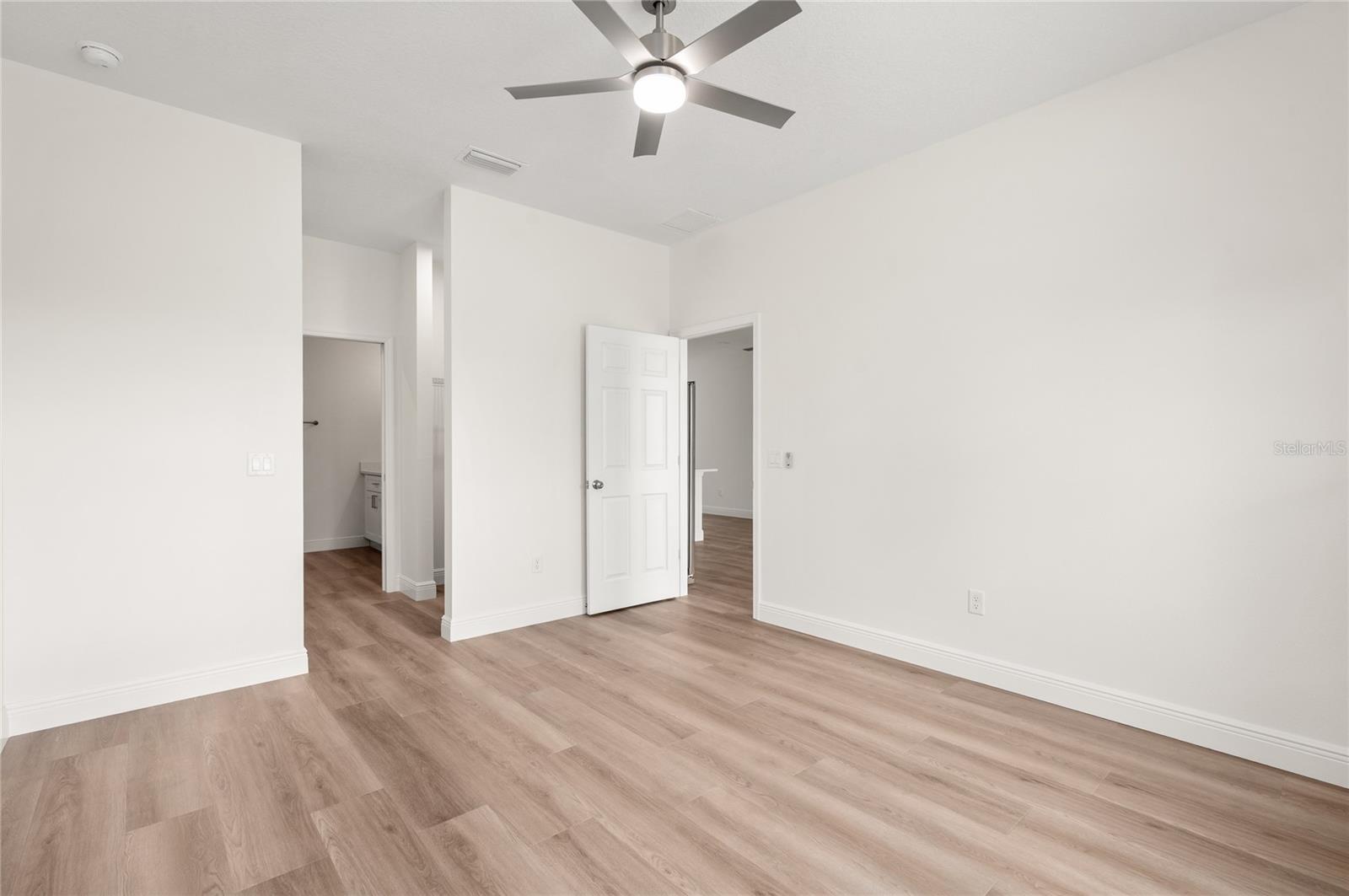 136 11TH AVE