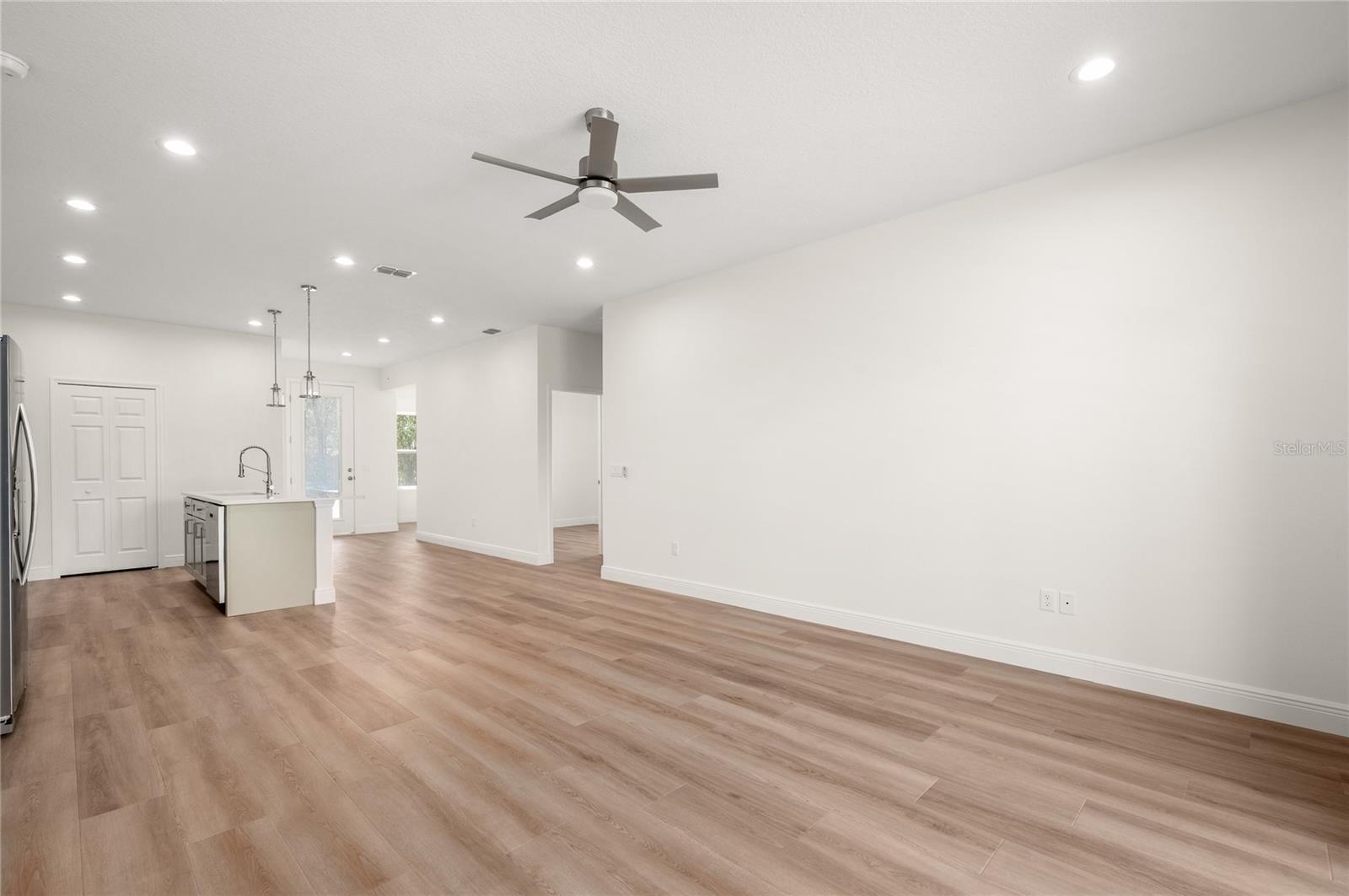 136 11TH AVE
