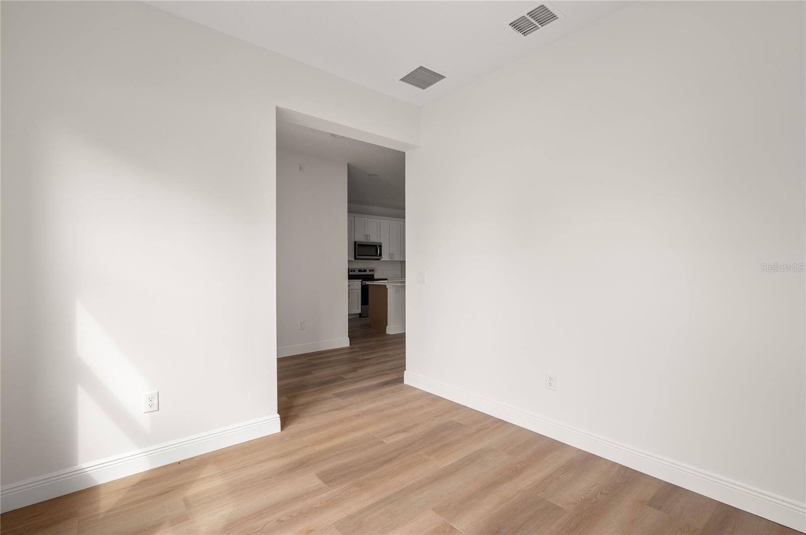 140 11TH AVE