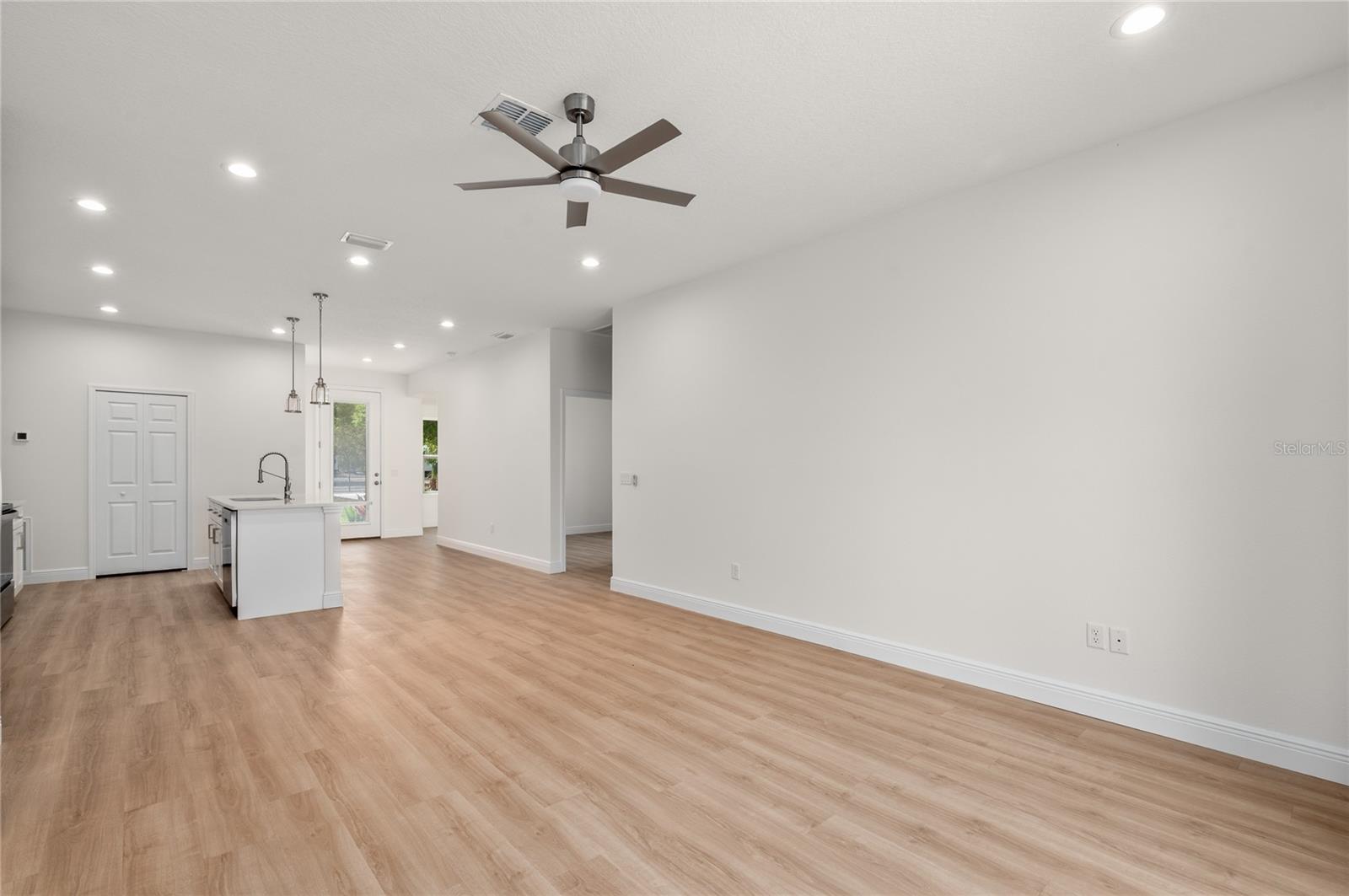 144 11TH AVE