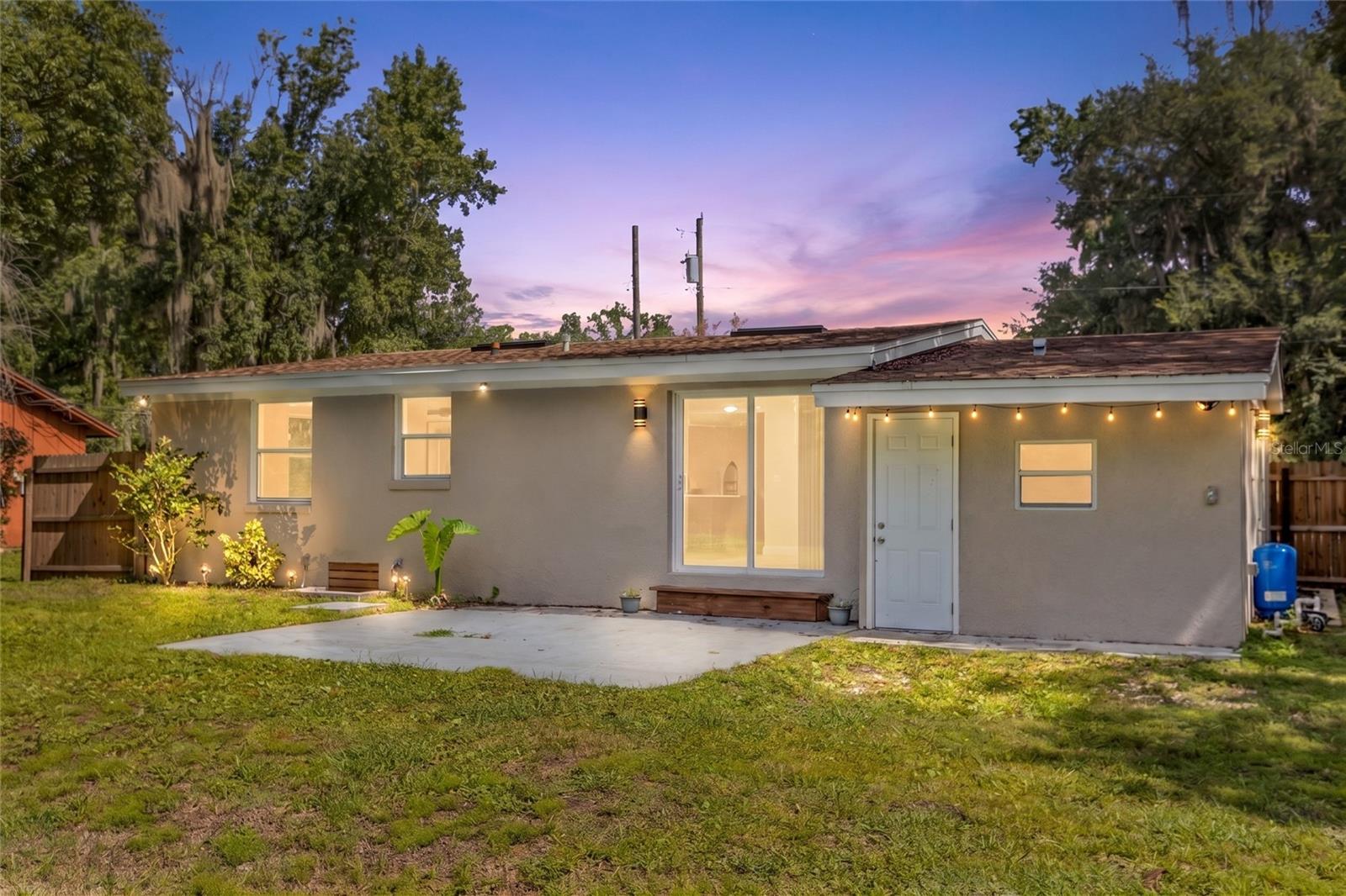 247 TOMS RD
