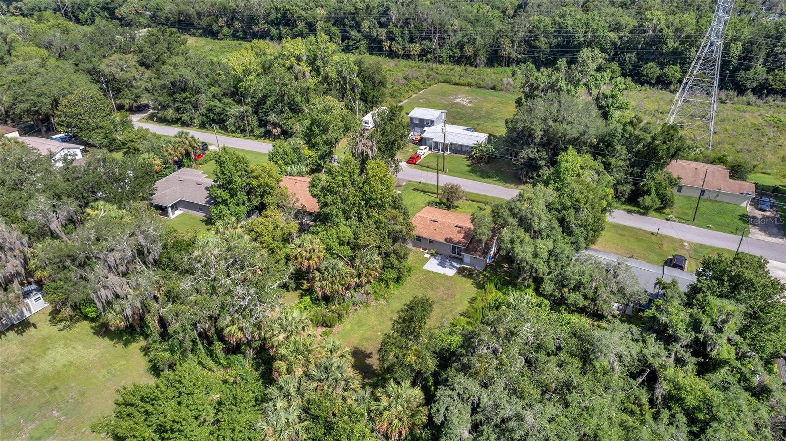 247 TOMS RD