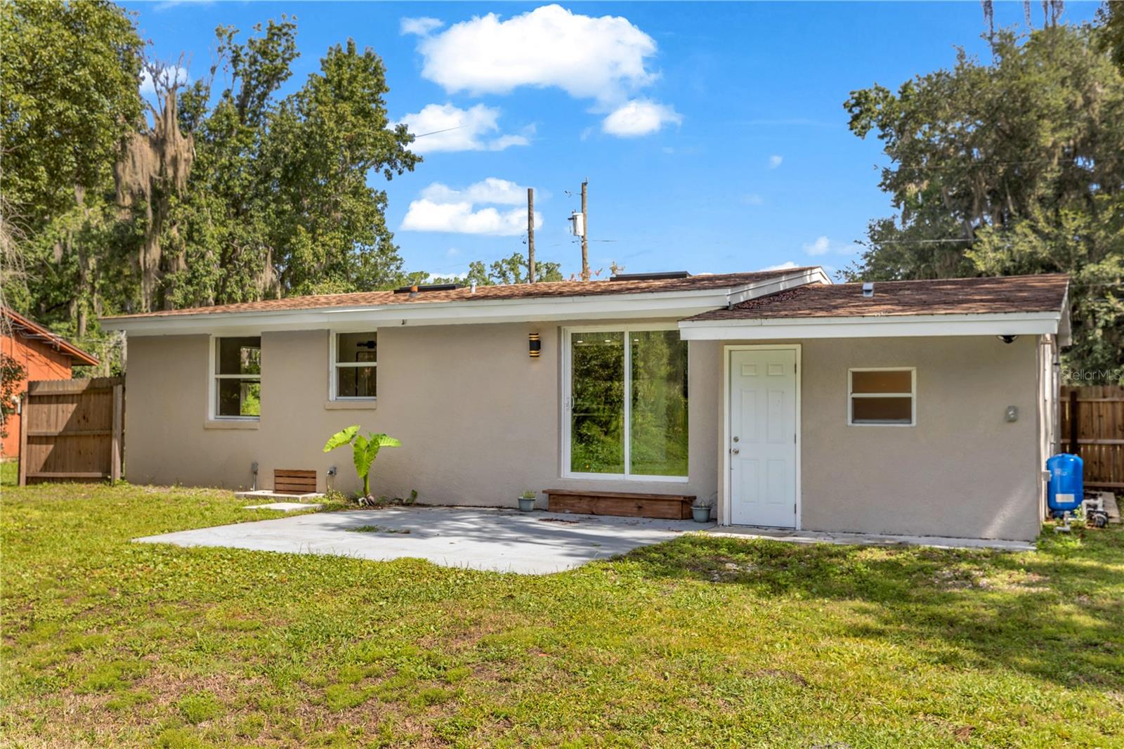 247 TOMS RD