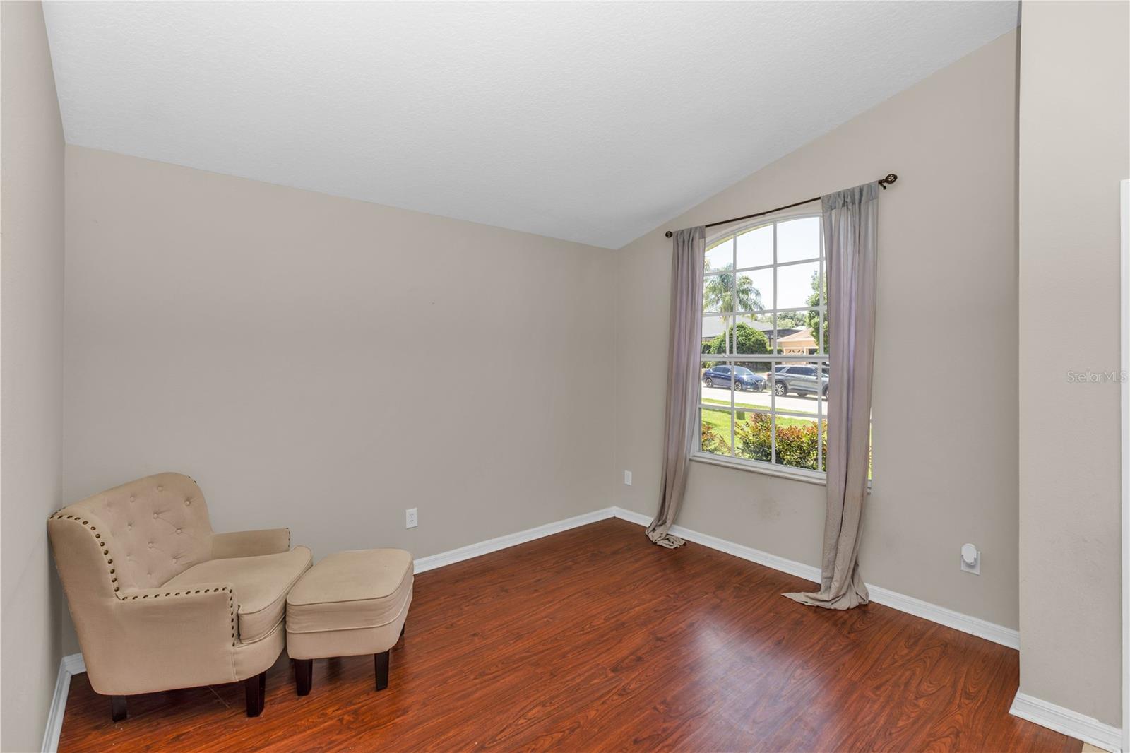 122 CEDAR SPRINGS CIR