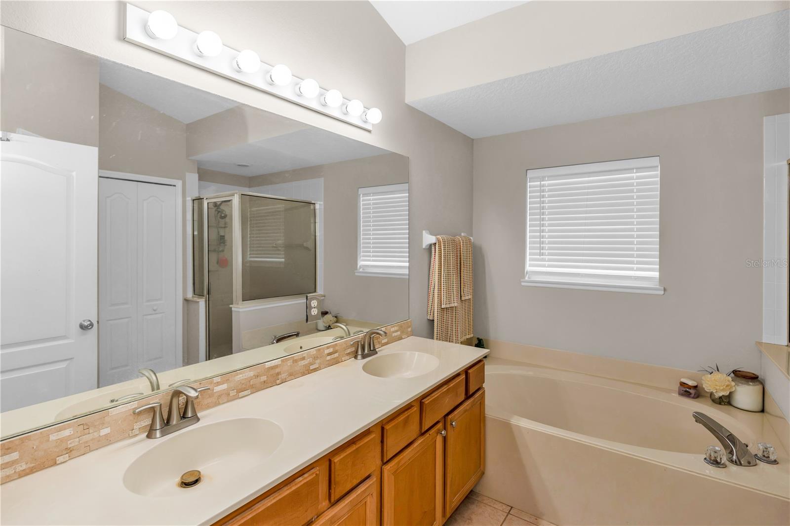 122 CEDAR SPRINGS CIR