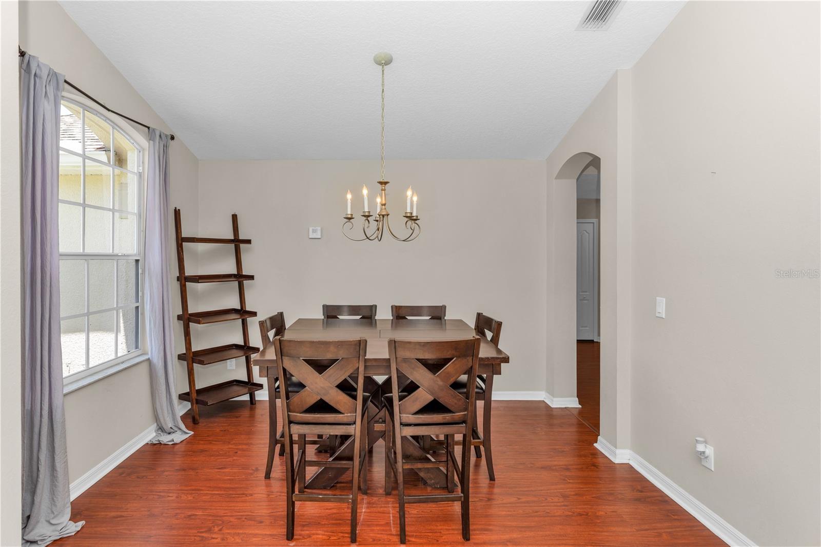 122 CEDAR SPRINGS CIR