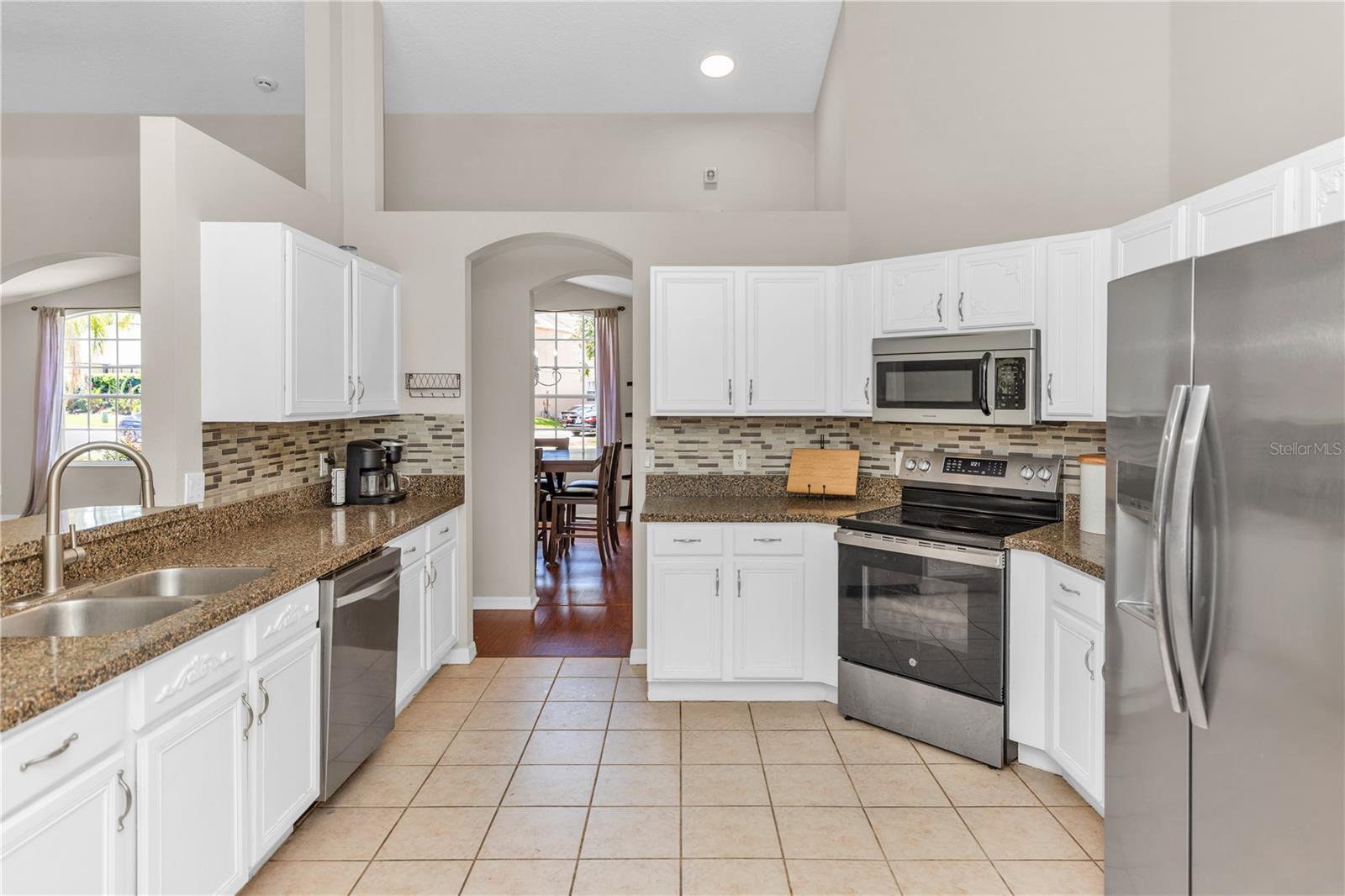 122 CEDAR SPRINGS CIR