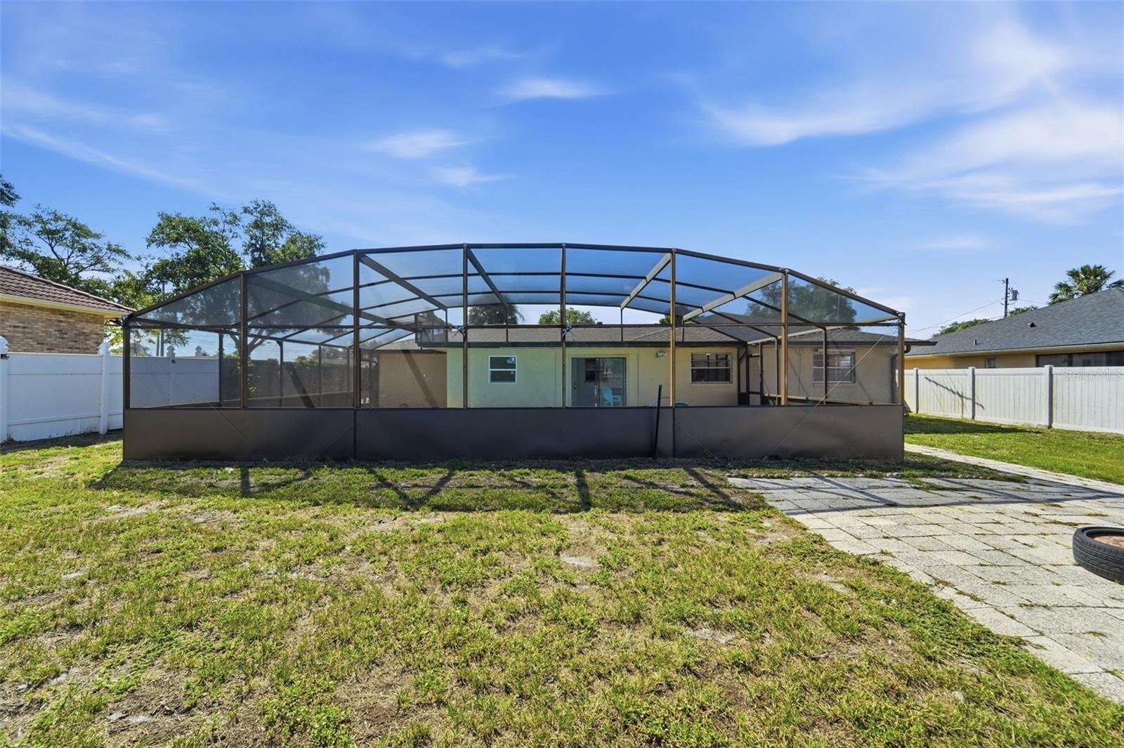 1289 DANDELION DR