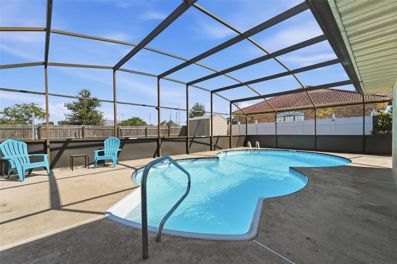 1289 DANDELION DR