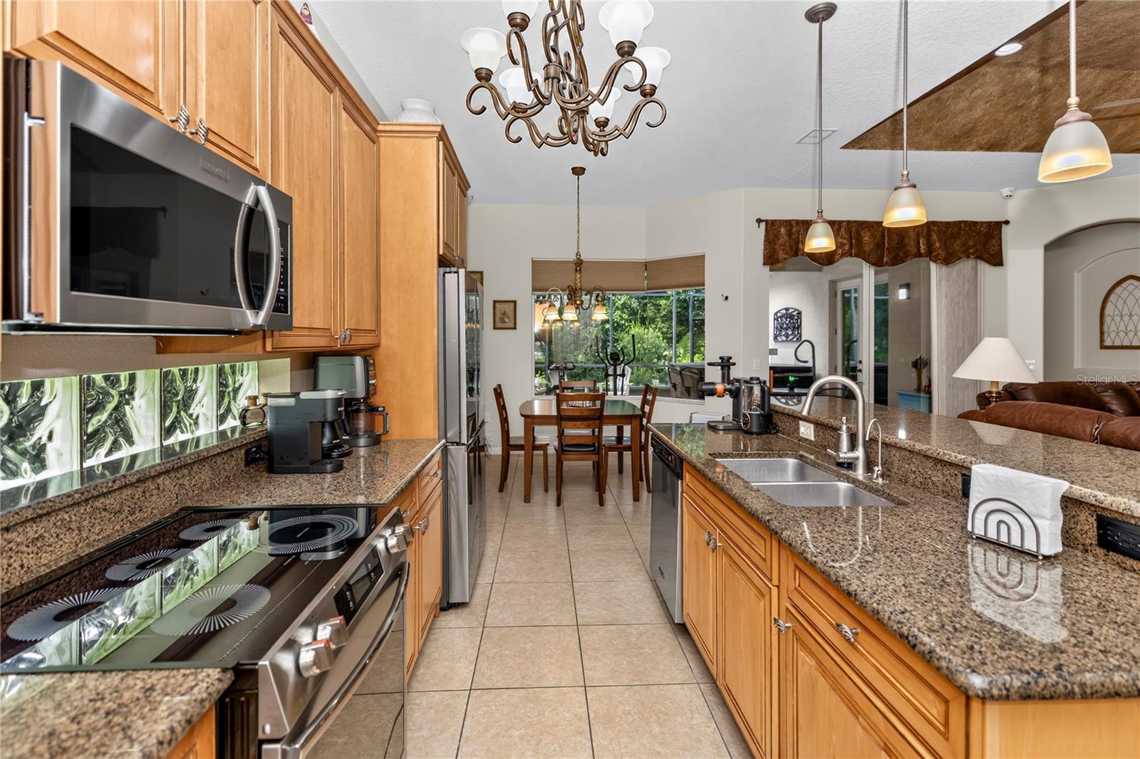 619 NEWHALL LN