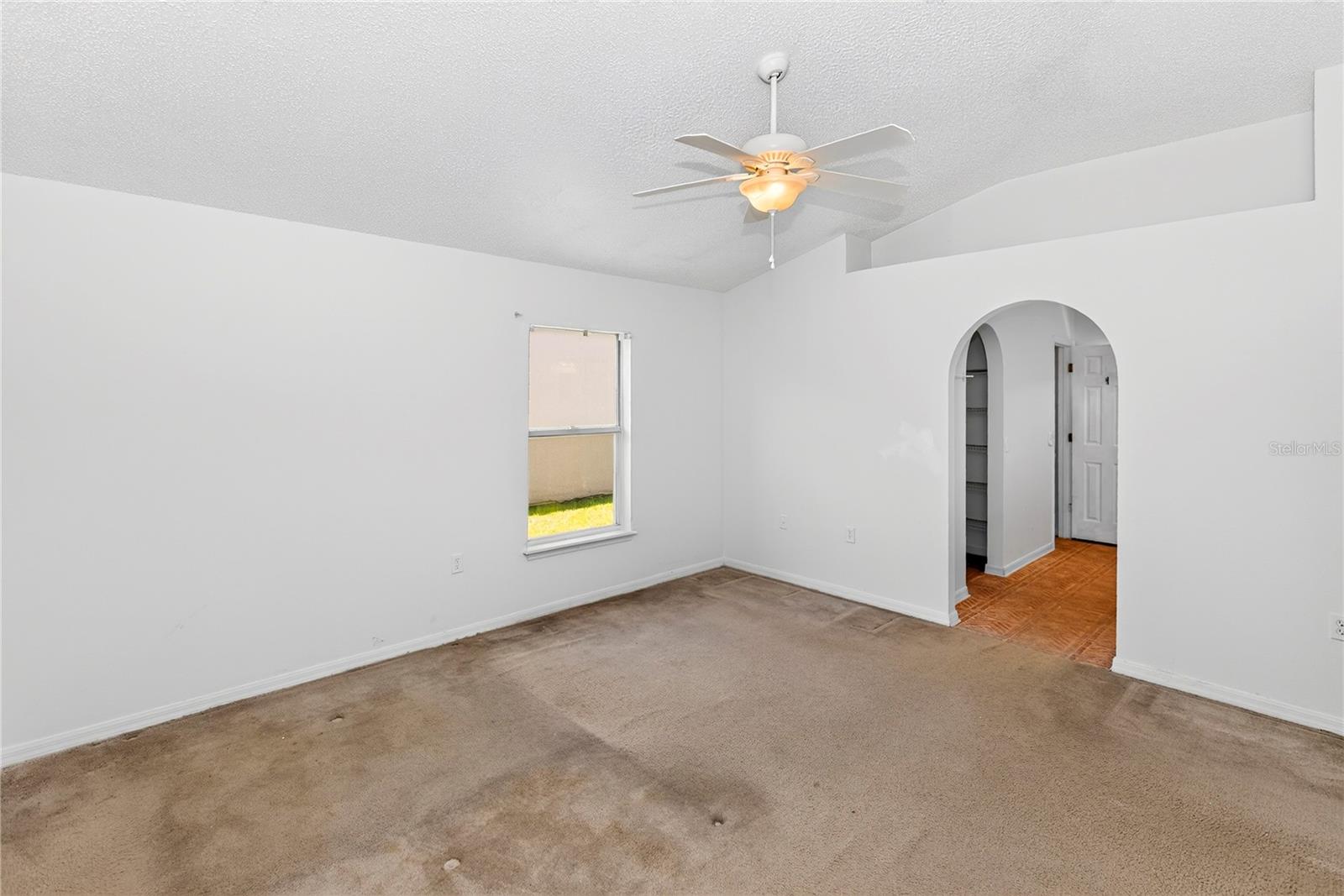 249 CURTIS AVE