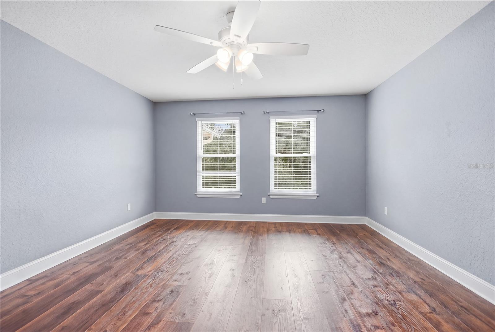 3 ALLENWOOD LOOK