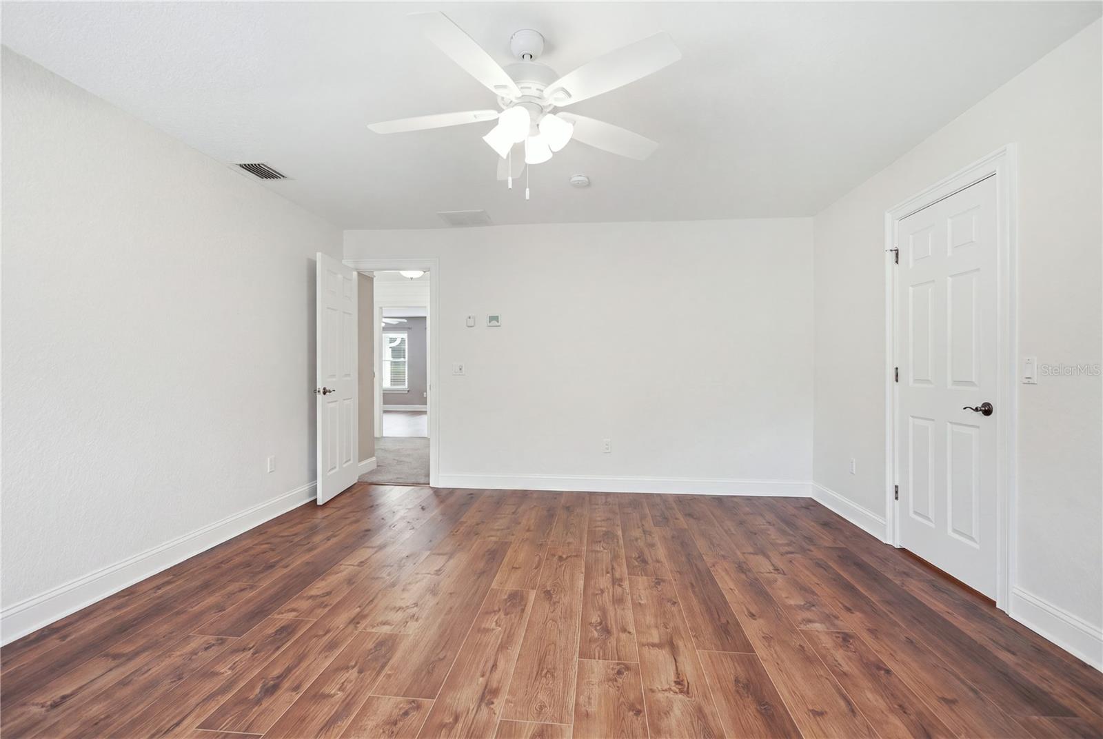 3 ALLENWOOD LOOK