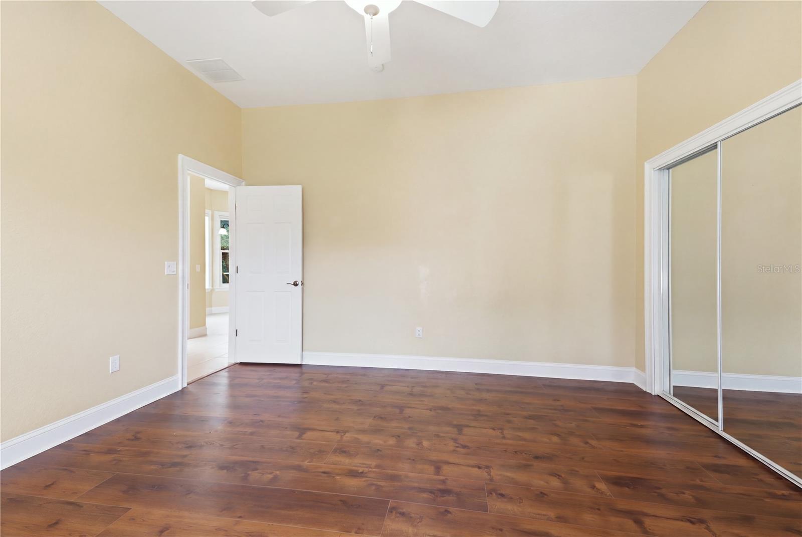 3 ALLENWOOD LOOK