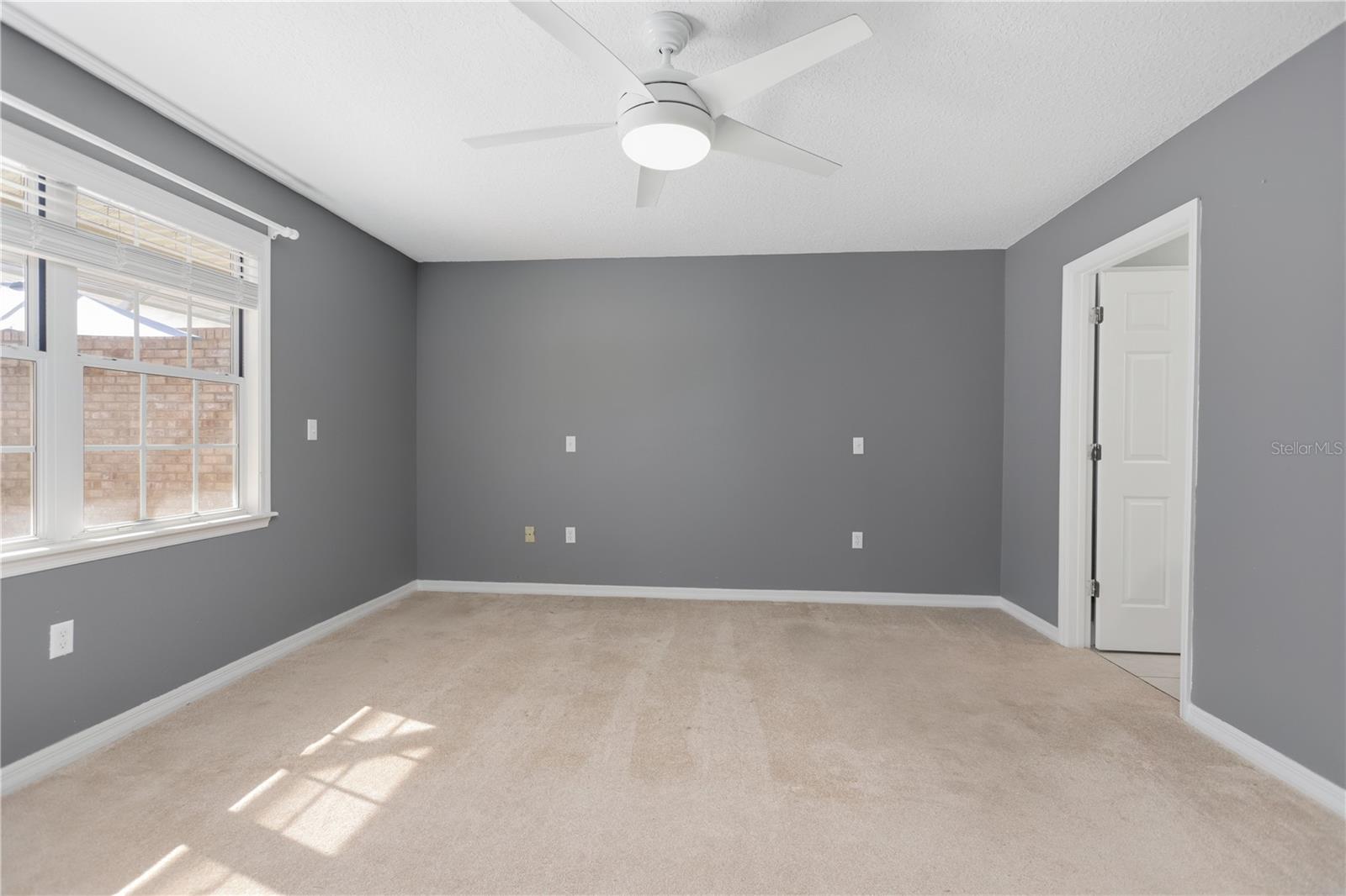 2500 S GLEN EAGLES DR