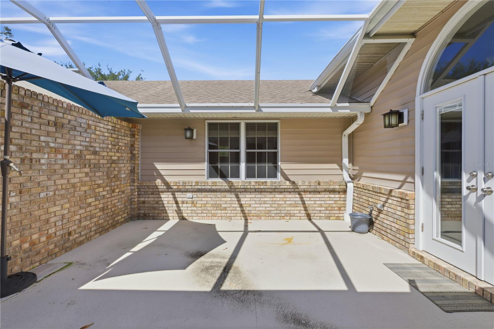 2500 S GLEN EAGLES DR